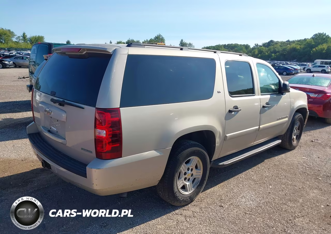 2008 Chevrolet Suburban 1500 Ls VIN:1GNFC16J58R256589 - 4