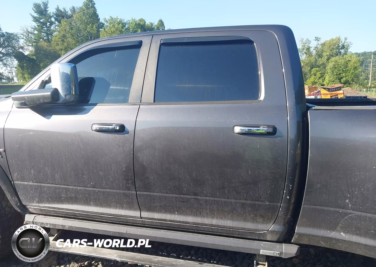 2017 Ram 3500 Laramie 4X4 8' Box VIN:3C63RRJL1HG619057 - 14