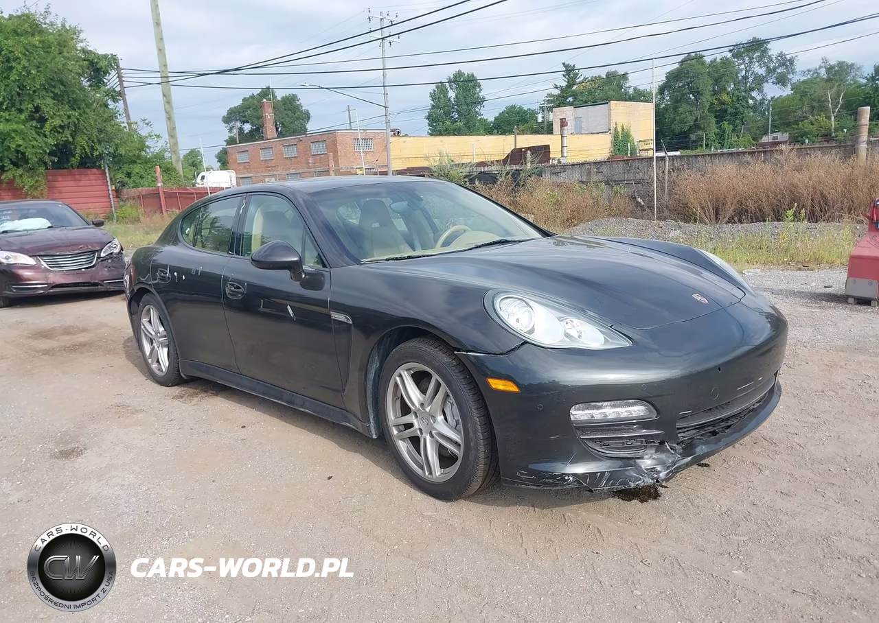2011 Porsche Panamera 4