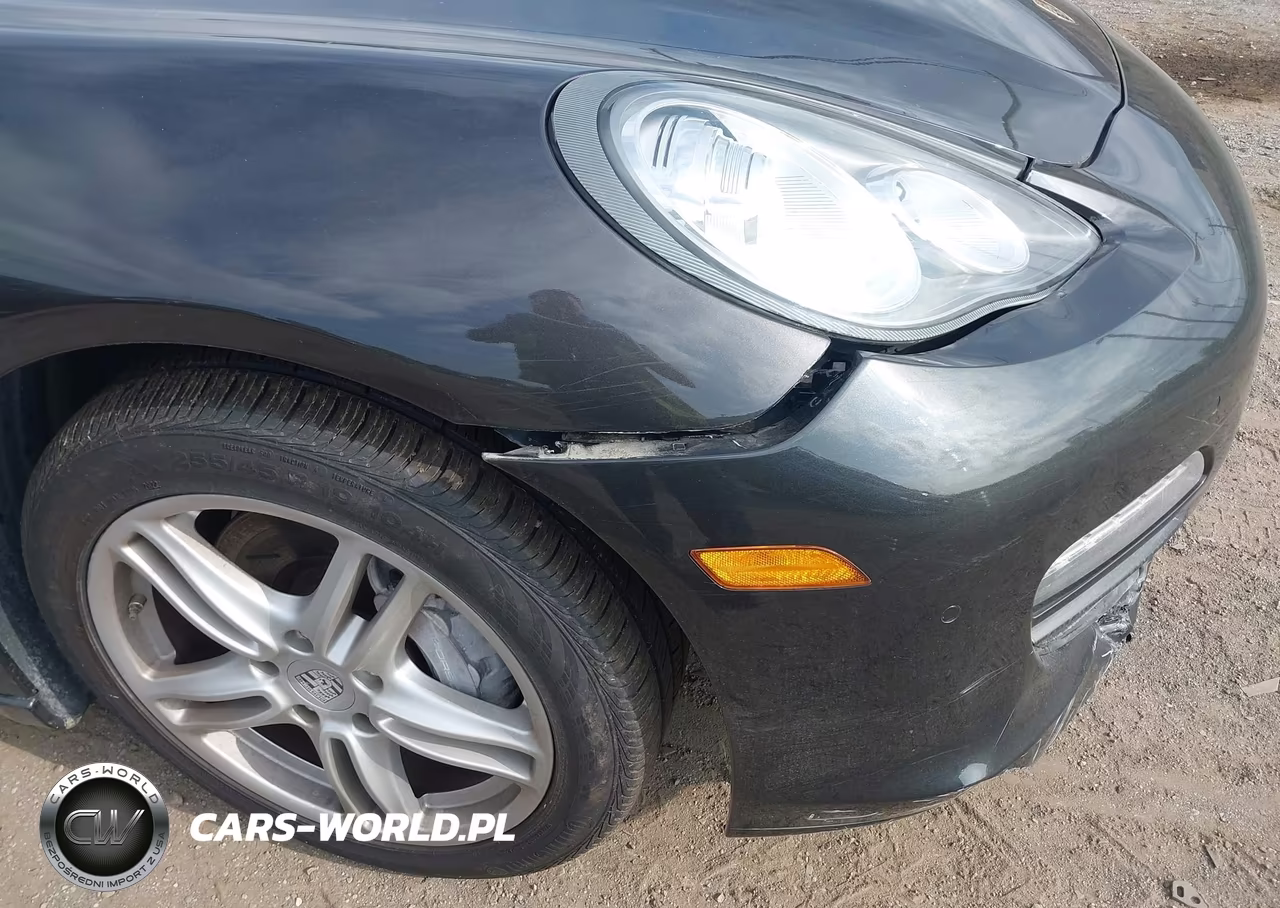 2011 Porsche Panamera 4 VIN:WP0AA2A72BL013357 - 17