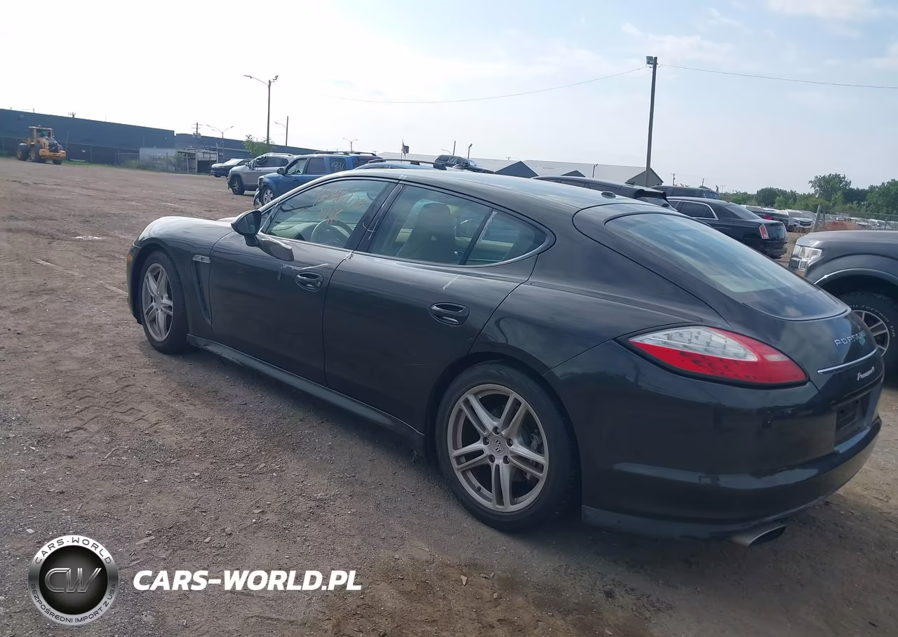 2011 Porsche Panamera 4 VIN:WP0AA2A72BL013357 - 3