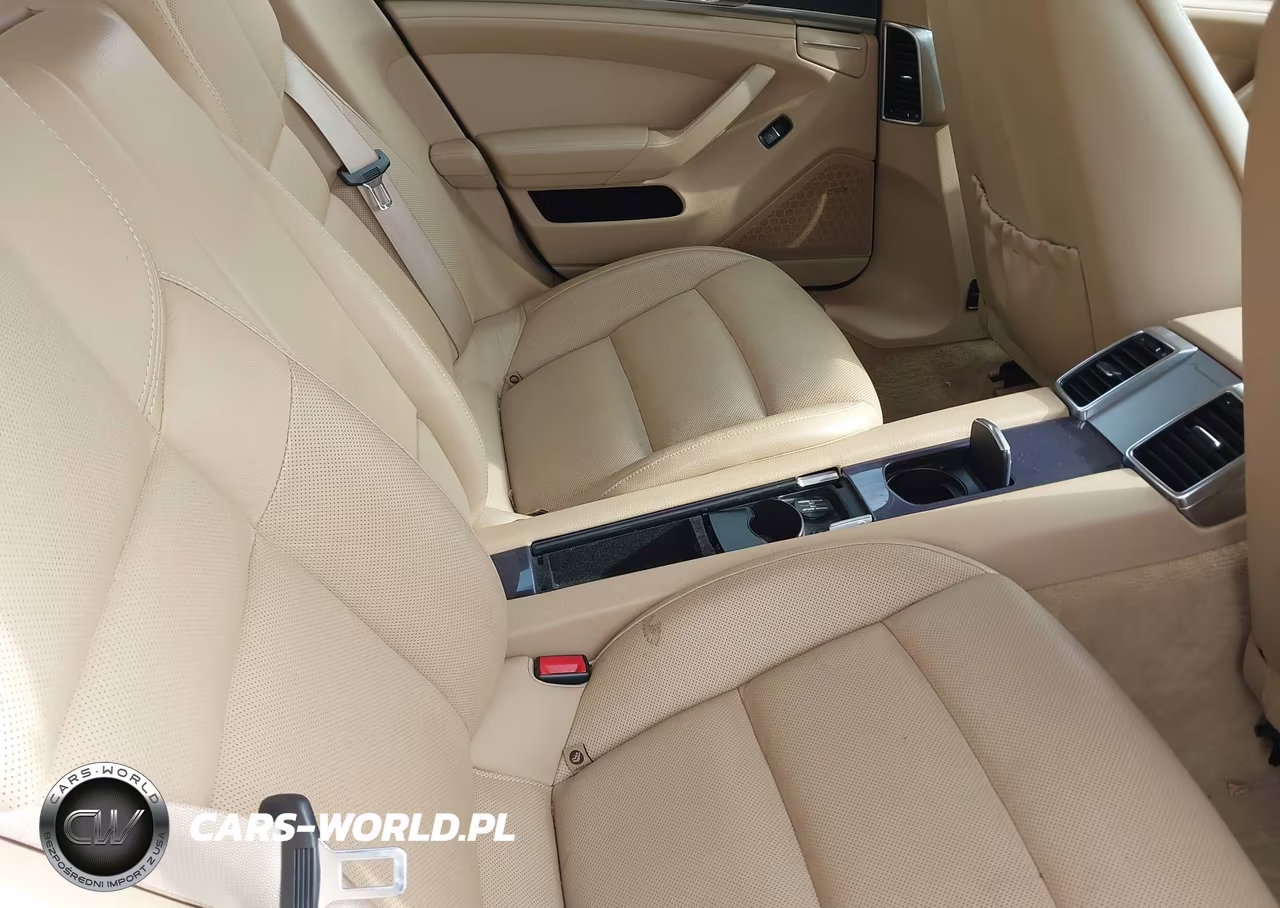 2011 Porsche Panamera 4 VIN:WP0AA2A72BL013357 - 8