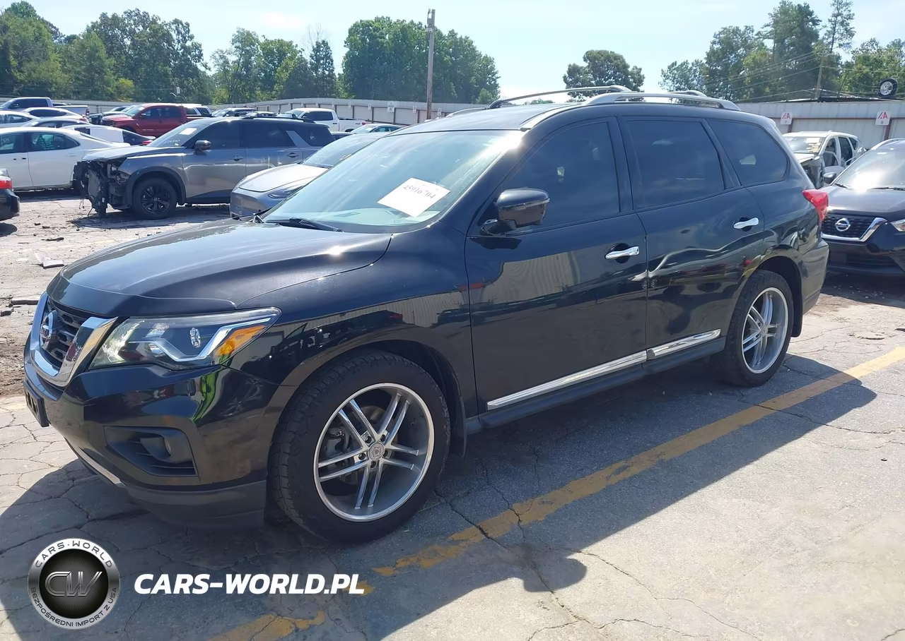 2017 Nissan Pathfinder Platinum VIN:5N1DR2MM2HC625926 - 2