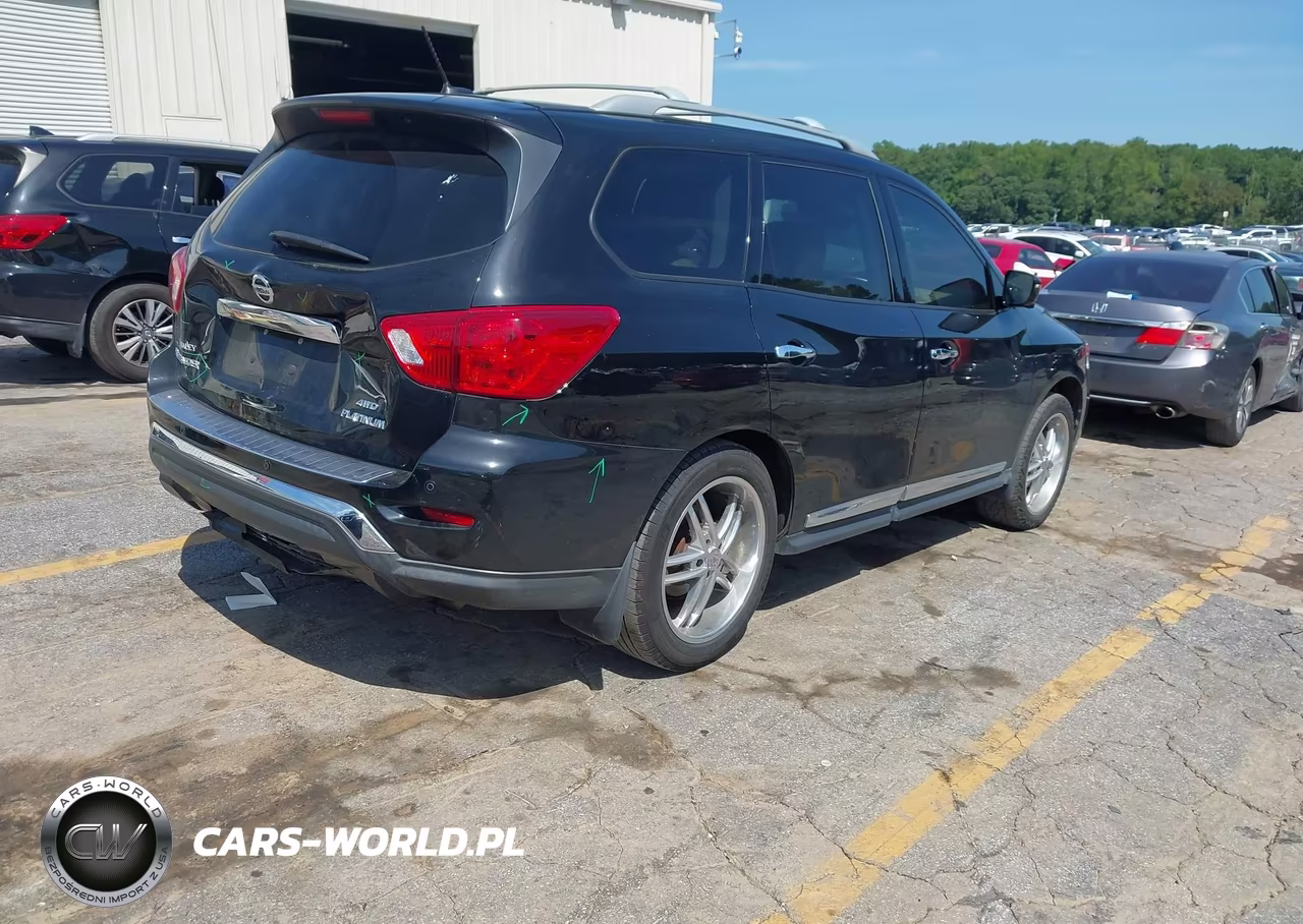 2017 Nissan Pathfinder Platinum VIN:5N1DR2MM2HC625926 - 4