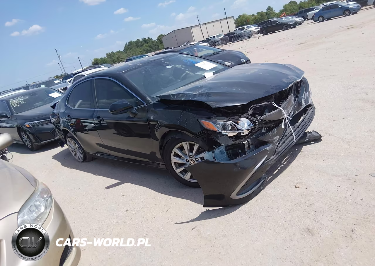 2021 Toyota Camry Le