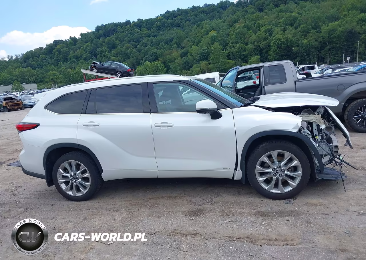 2023 Toyota Highlander Hybrid Limited VIN:5TDXBRCH6PS109682 - 13