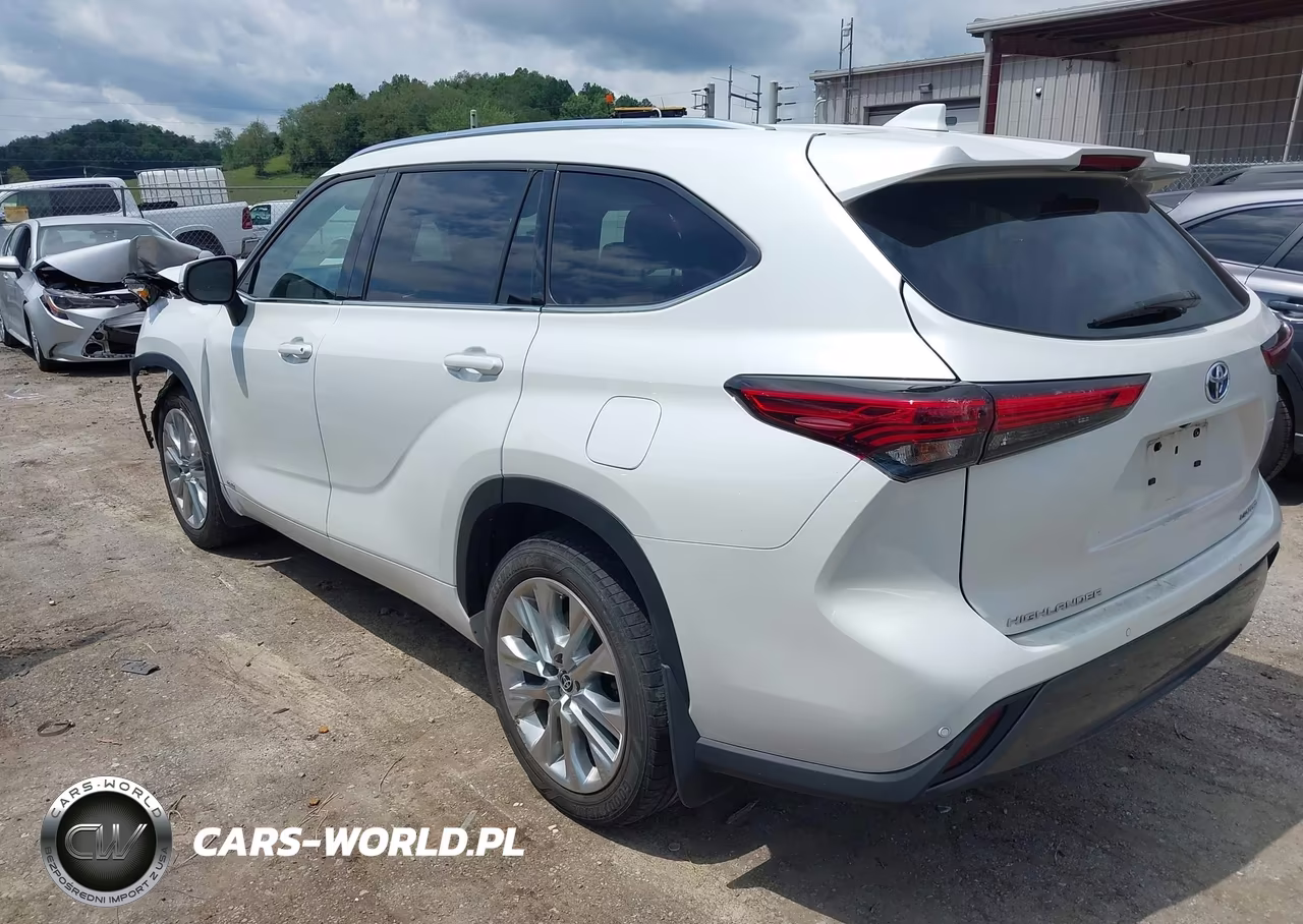 2023 Toyota Highlander Hybrid Limited VIN:5TDXBRCH6PS109682 - 3