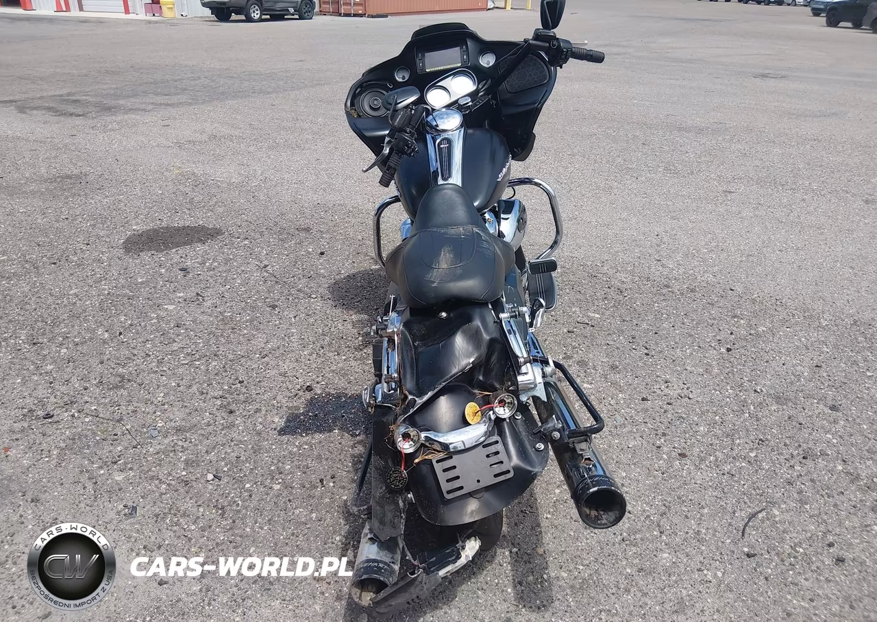 2017 Harley-Davidson Fltrxs Road Glide Special VIN:1HD1KTC17HB664881 - 6