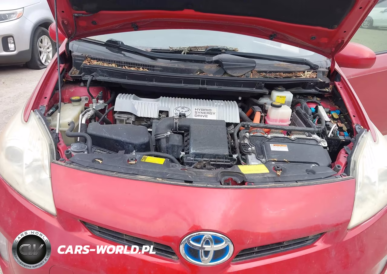 2013 Toyota Prius Two VIN:JTDKN3DU6D1632624 - 10
