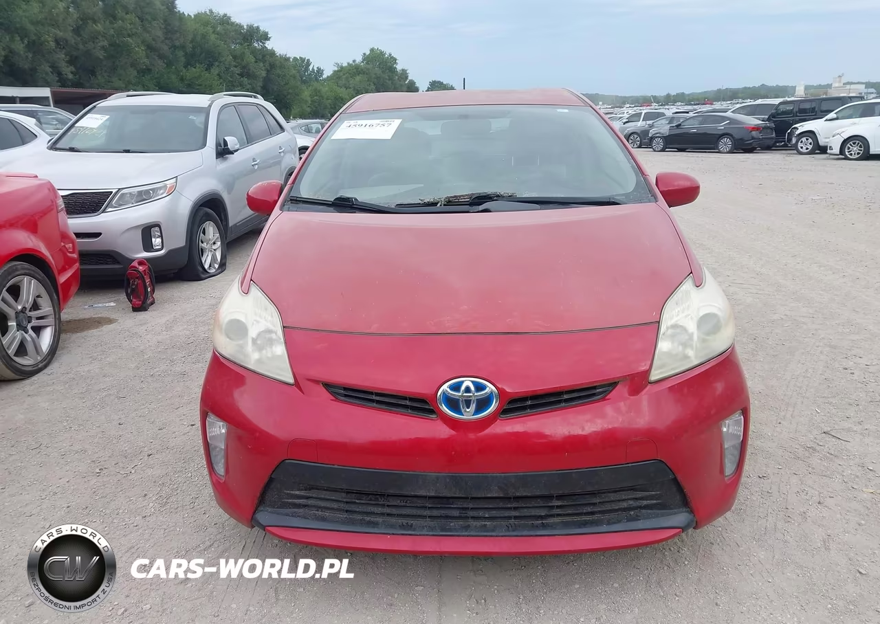 2013 Toyota Prius Two VIN:JTDKN3DU6D1632624 - 12