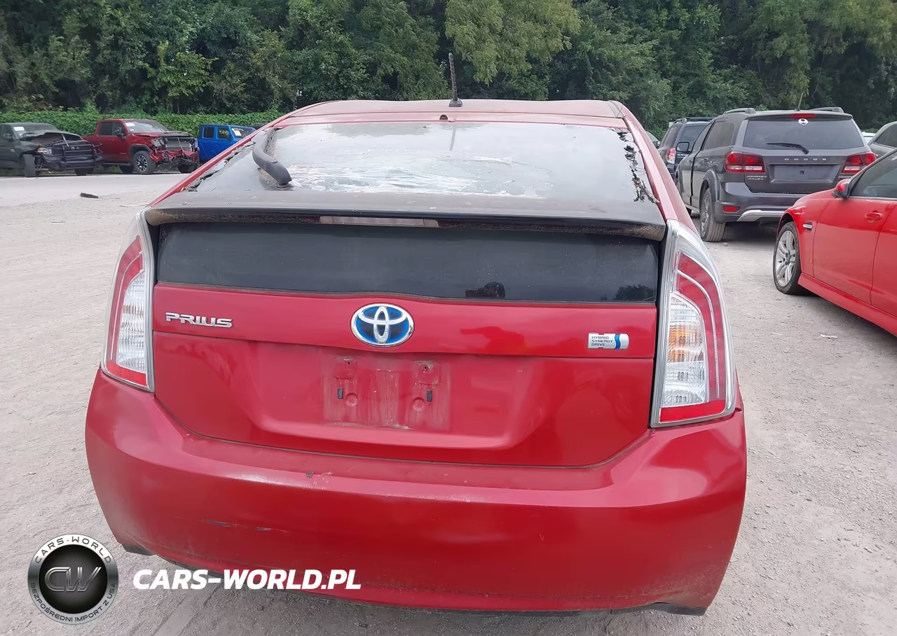 2013 Toyota Prius Two VIN:JTDKN3DU6D1632624 - 16