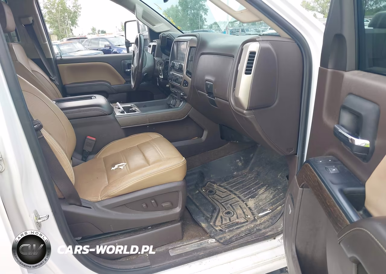 2018 GMC Sierra 2500Hd Denali VIN:1GT12UEY1JF270163 - 5