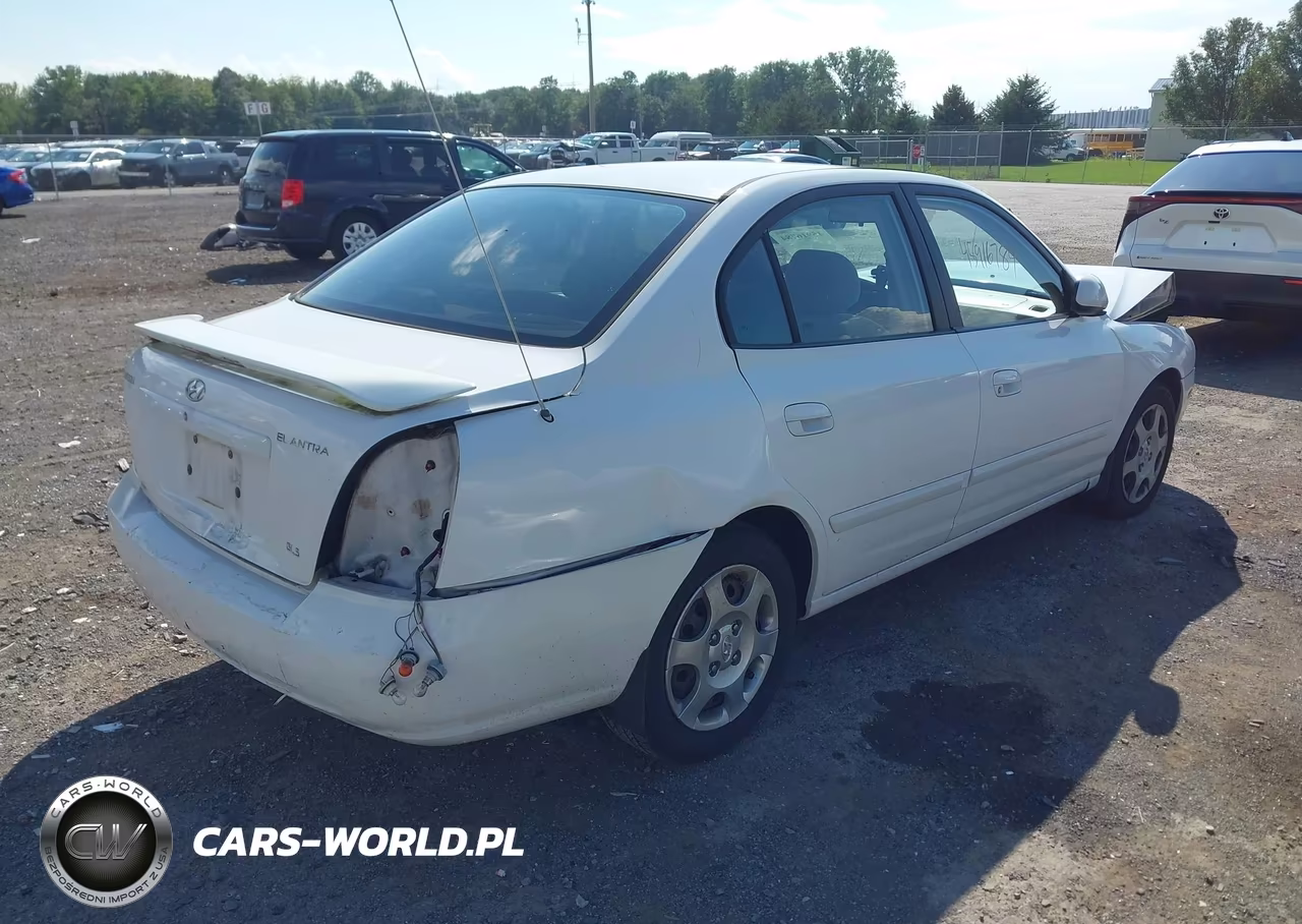 2002 Hyundai Elantra Gls VIN:KMHDN45DX2U436027 - 4