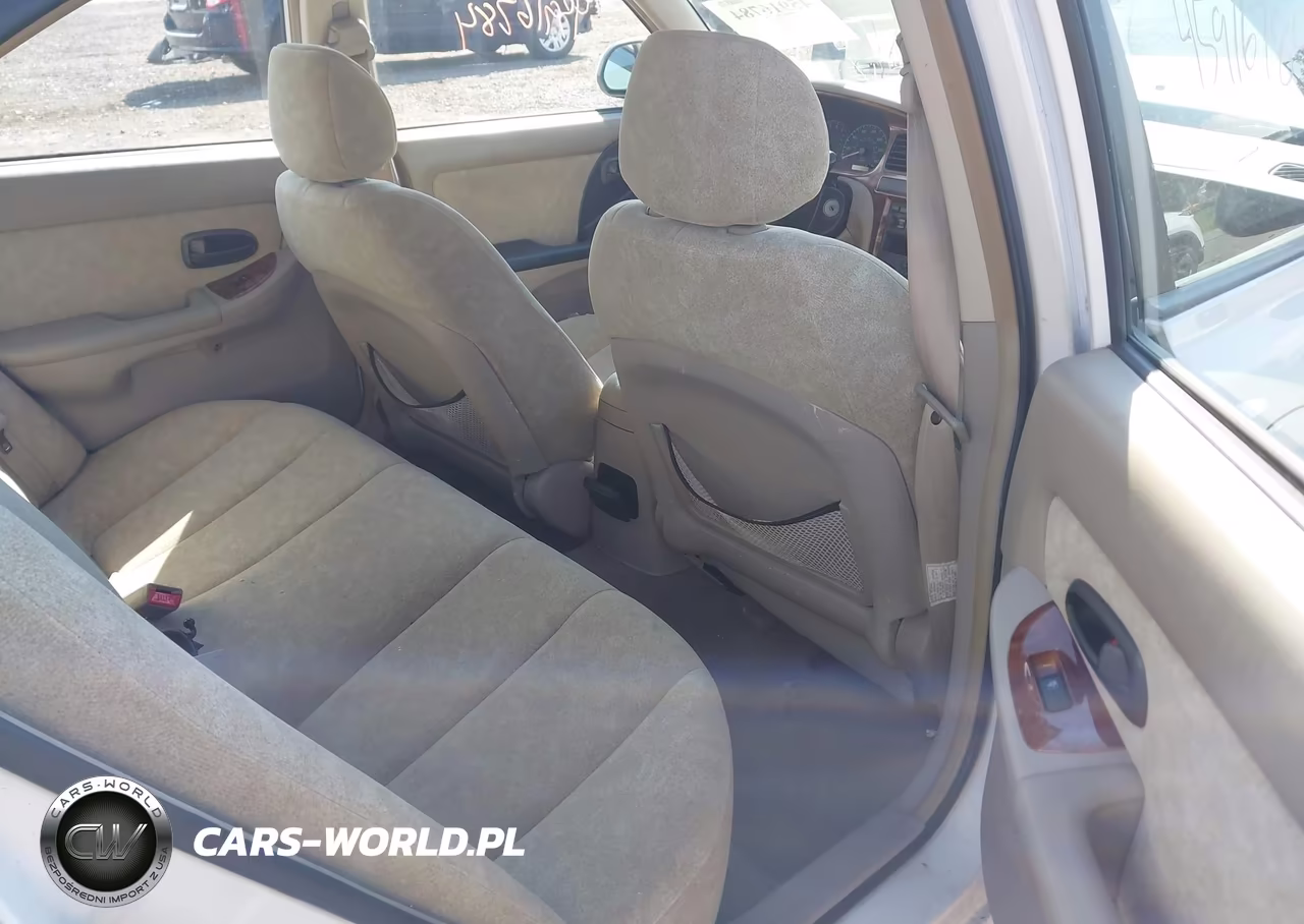2002 Hyundai Elantra Gls VIN:KMHDN45DX2U436027 - 8