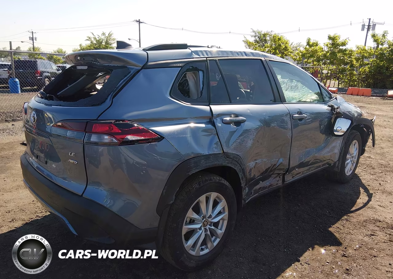 2026 Toyota Corolla Cross Le VIN:7MUCAABG1TV184172 - 4