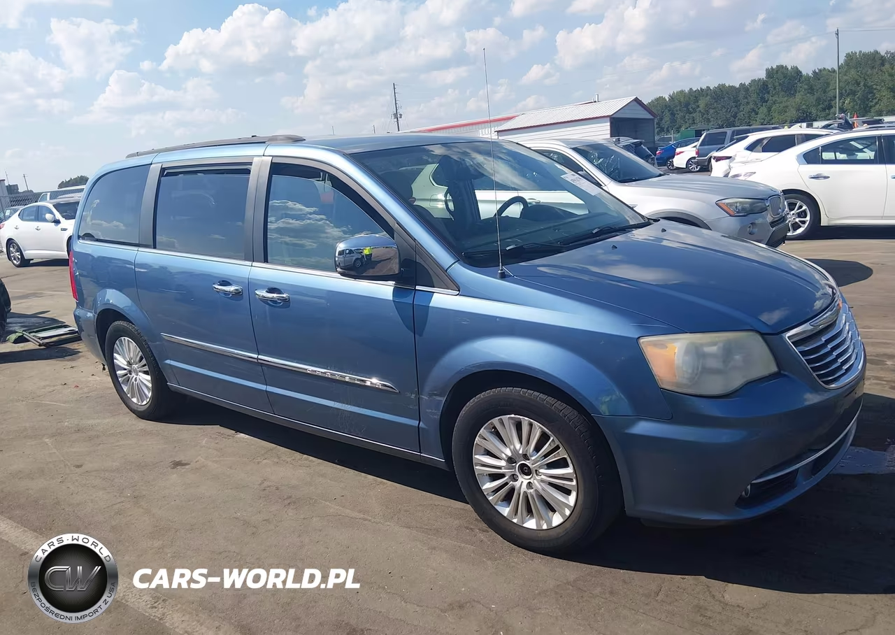 2011 Chrysler Town & Country Touring-L
