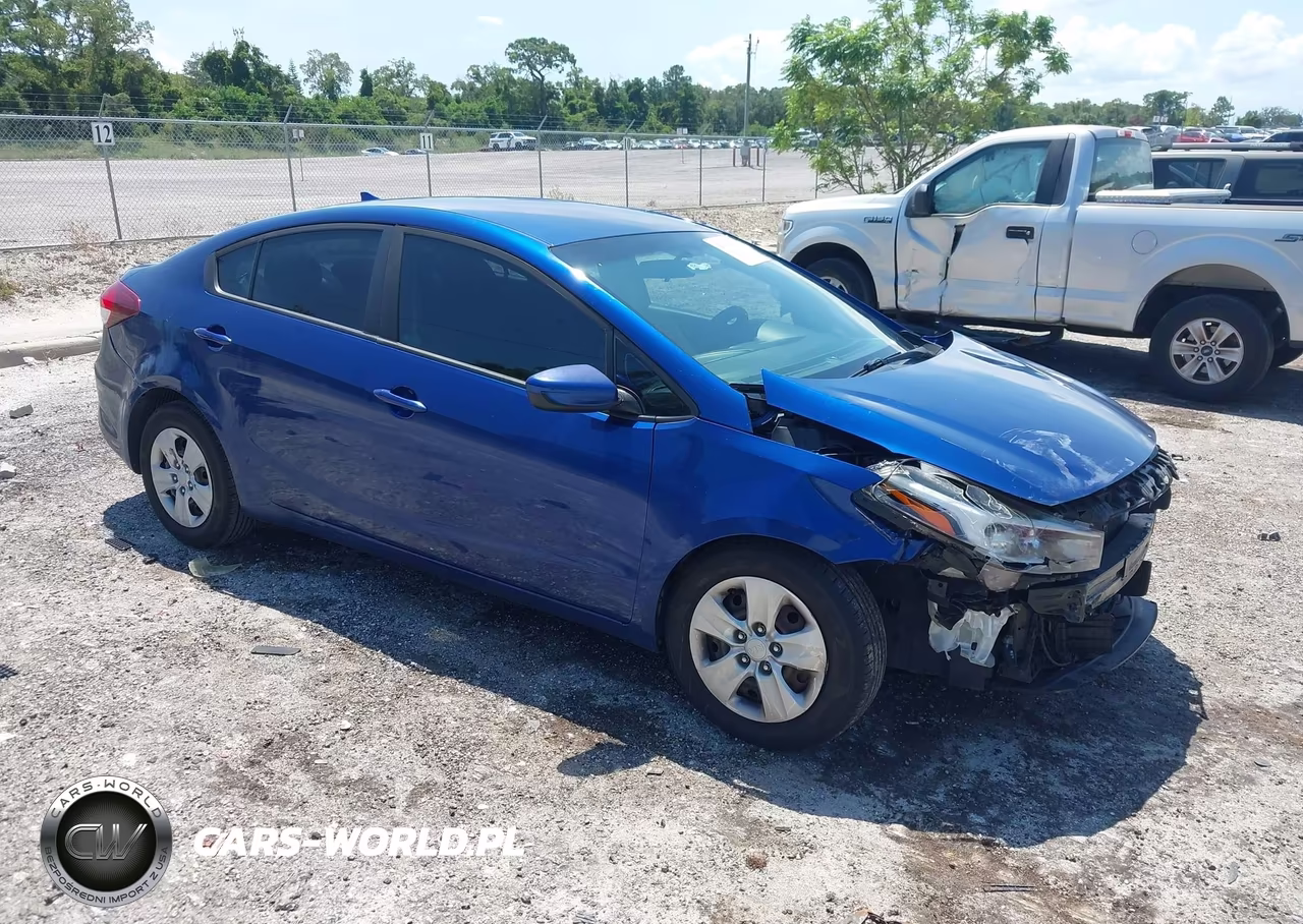 2017 Kia Forte Lx VIN:3KPFK4A73HE158858 - 1