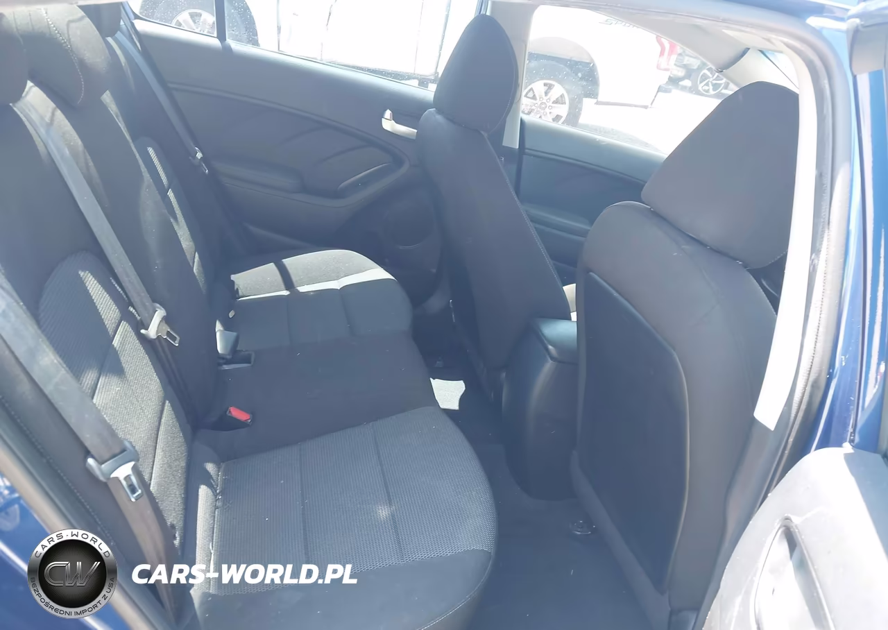 2017 Kia Forte Lx VIN:3KPFK4A73HE158858 - 8