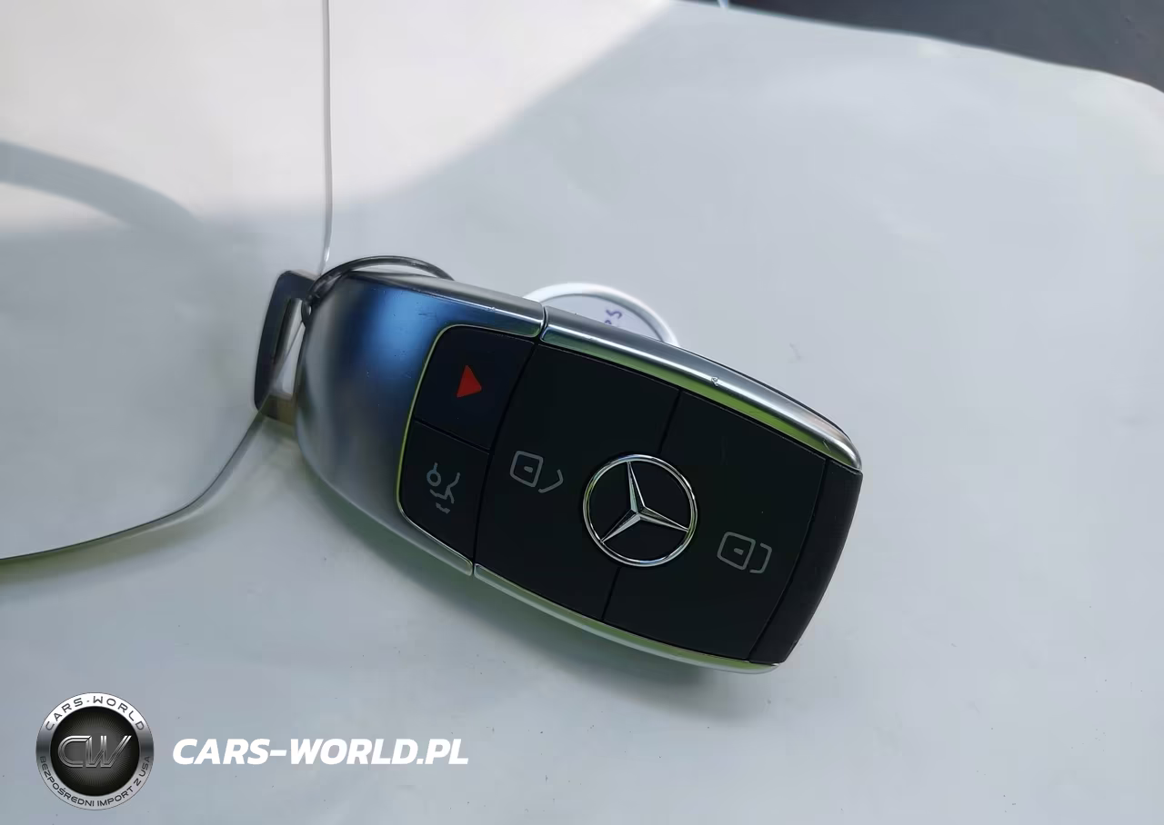 2021 Mercedes-Benz C 300 4Matic VIN:W1KWF8EB5MR633683 - 11