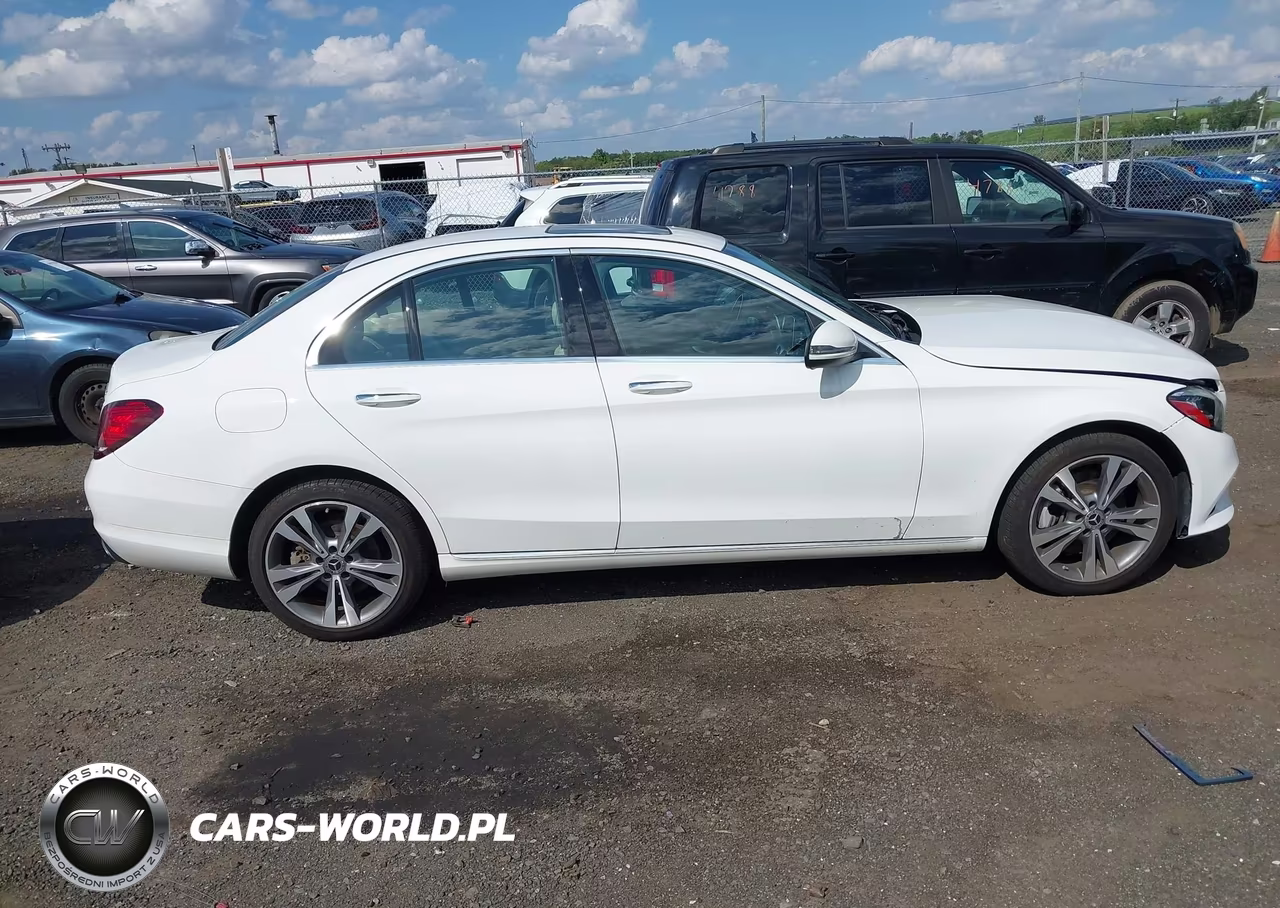 2021 Mercedes-Benz C 300 4Matic VIN:W1KWF8EB5MR633683 - 13