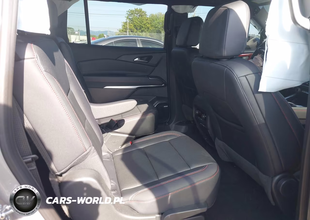 2026 Chevrolet Traverse Awd Z71 VIN:1GNEVJKS5TJ295792 - 8