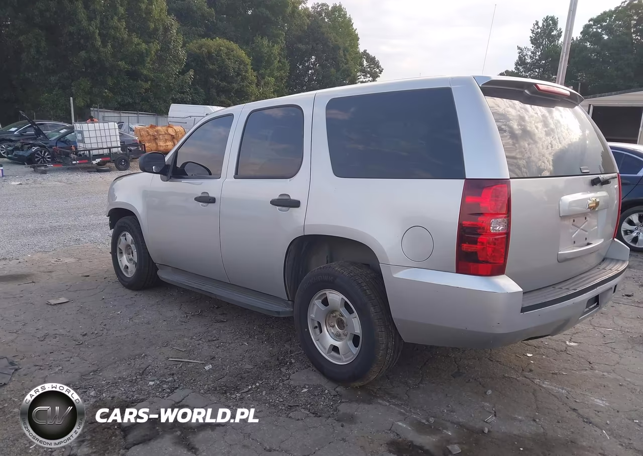 2011 Chevrolet Tahoe Commercial VIN:1GNLC2E02BR325294 - 3