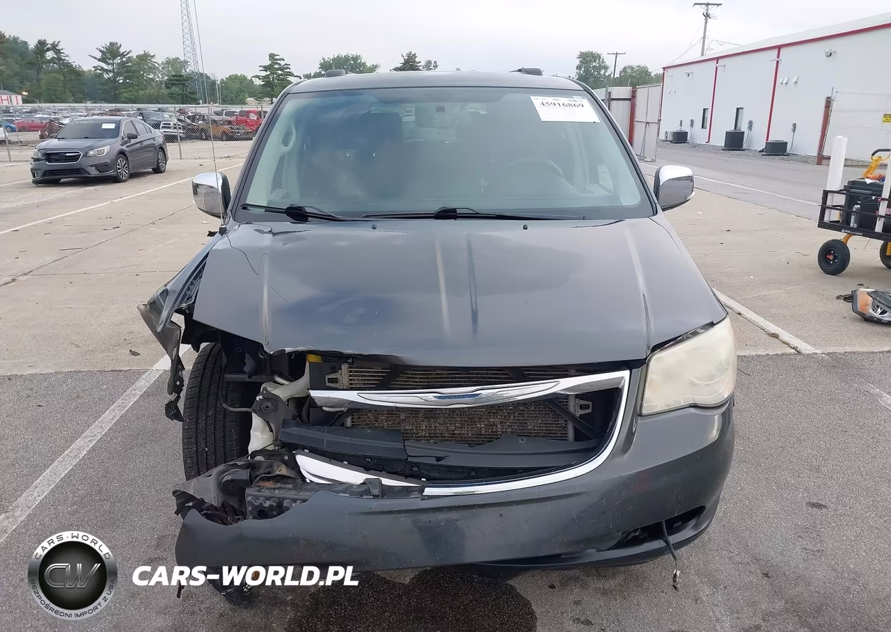 2011 Chrysler Town & Country Touring-L VIN:2A4RR8DG3BR703825 - 13
