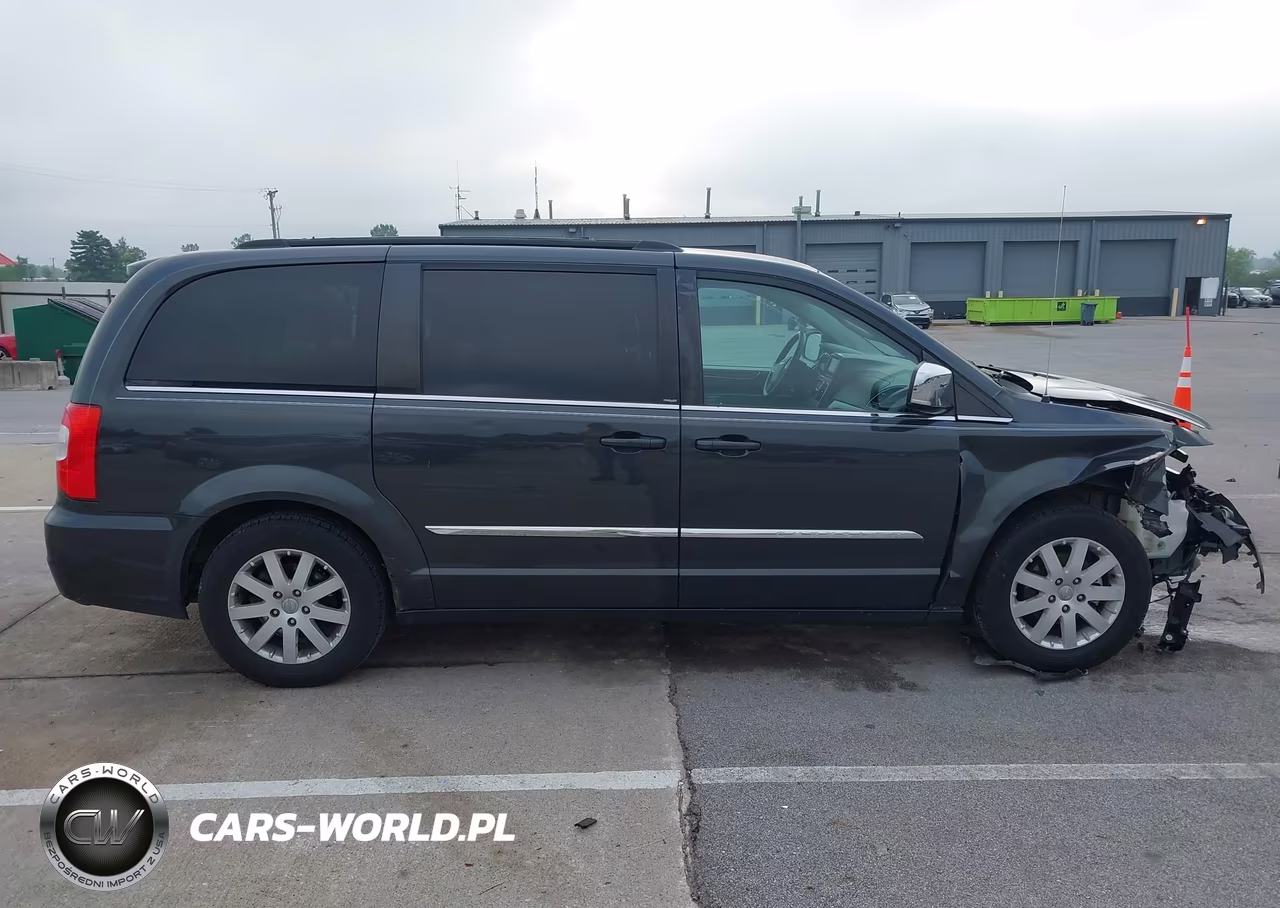 2011 Chrysler Town & Country Touring-L VIN:2A4RR8DG3BR703825 - 14