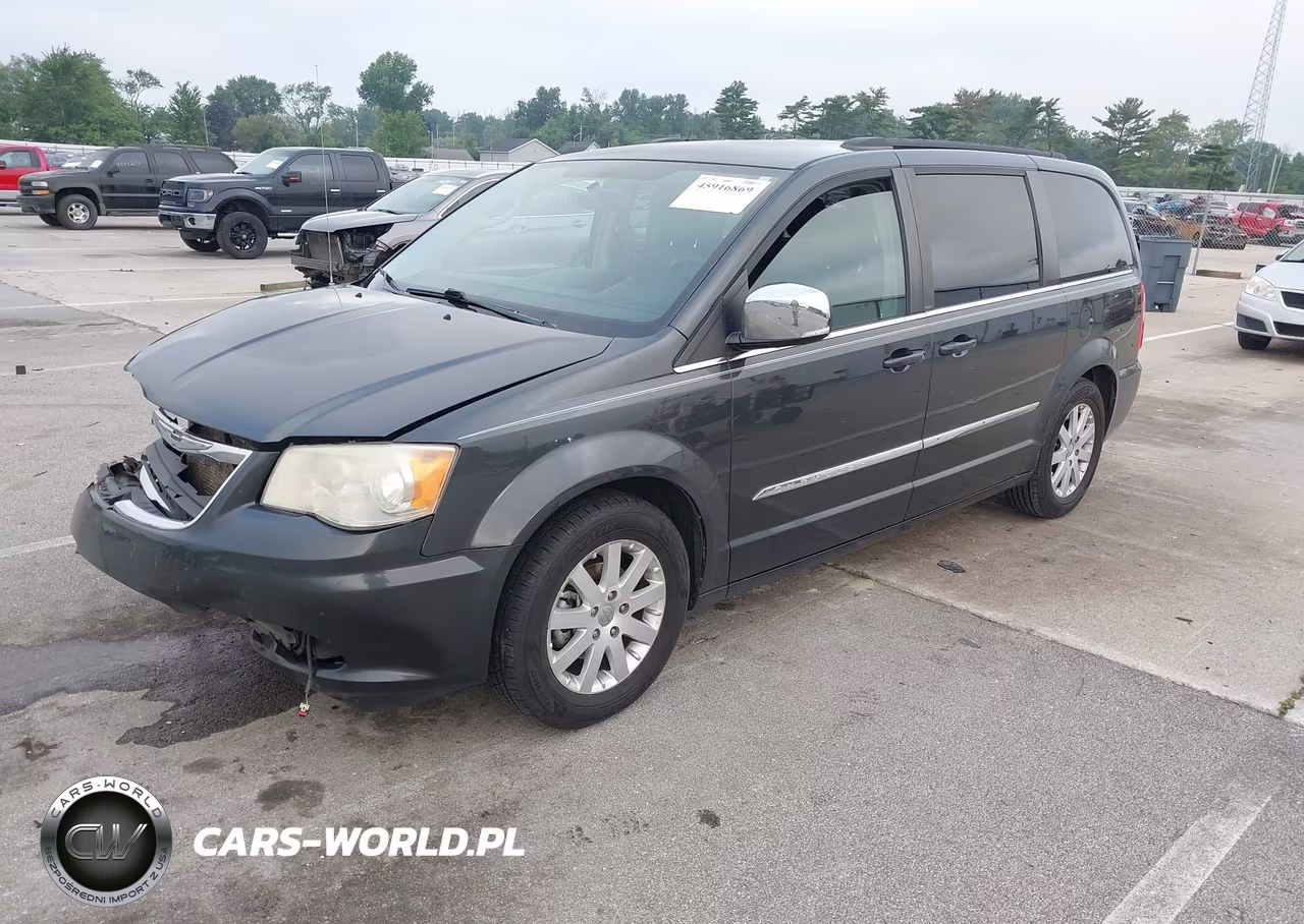 2011 Chrysler Town & Country Touring-L VIN:2A4RR8DG3BR703825 - 2
