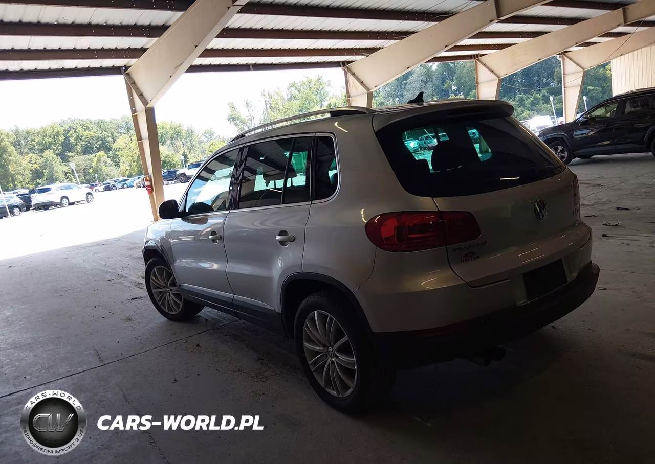 2012 Volkswagen Tiguan Se VIN:WVGAV7AX1CW532848 - 3