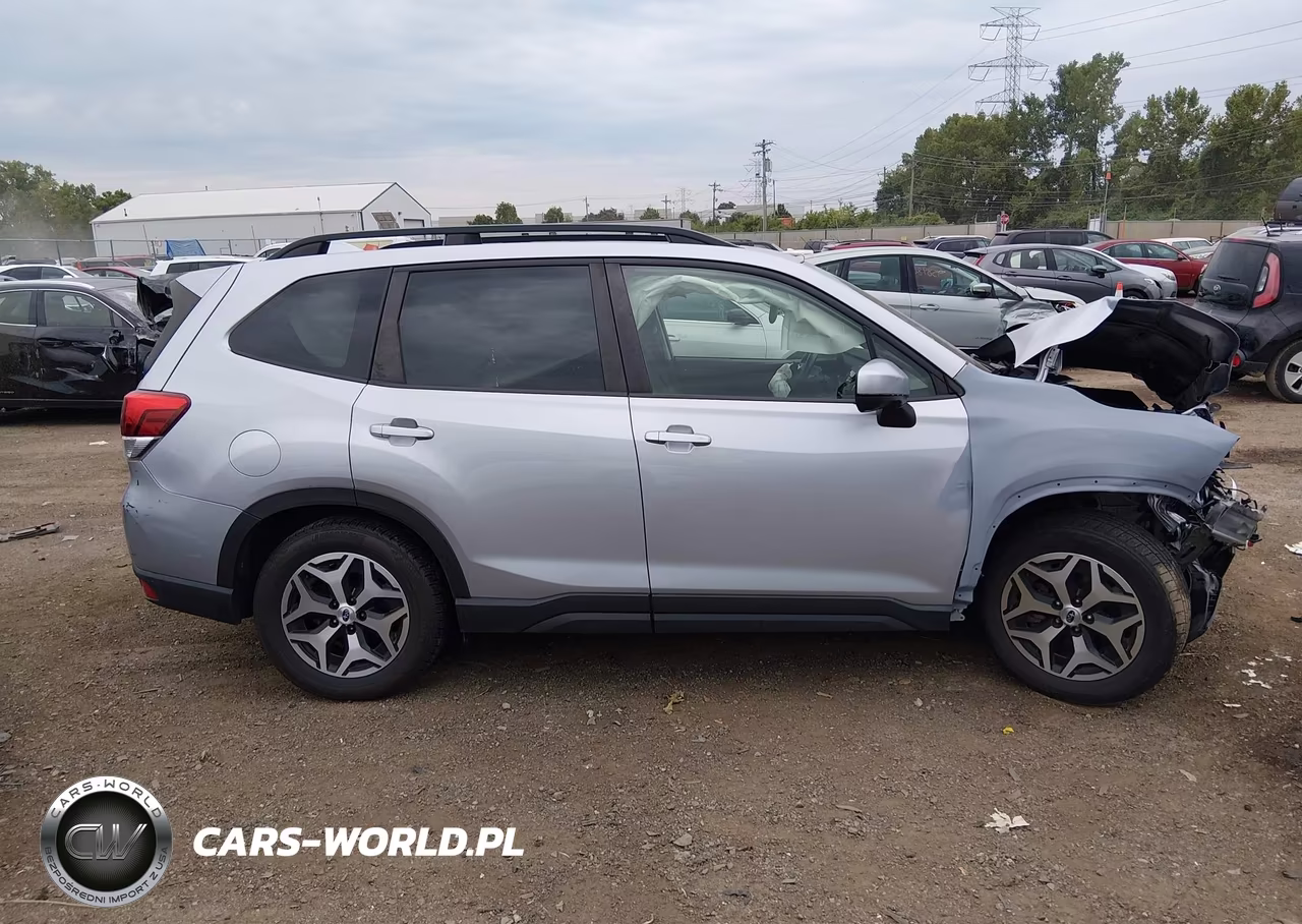 2020 Subaru Forester Premium VIN:JF2SKAJC0LH531661 - 14