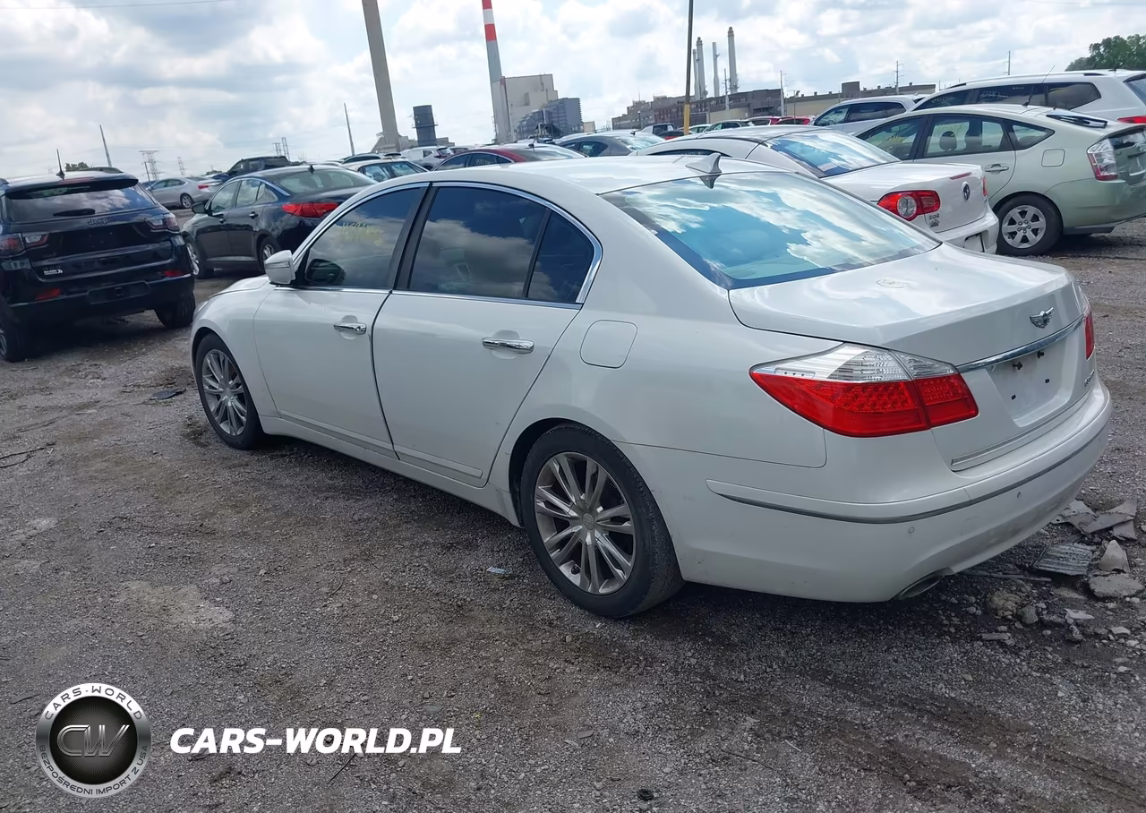 2011 Hyundai Genesis 3.8 VIN:KMHGC4DE7BU140265 - 3