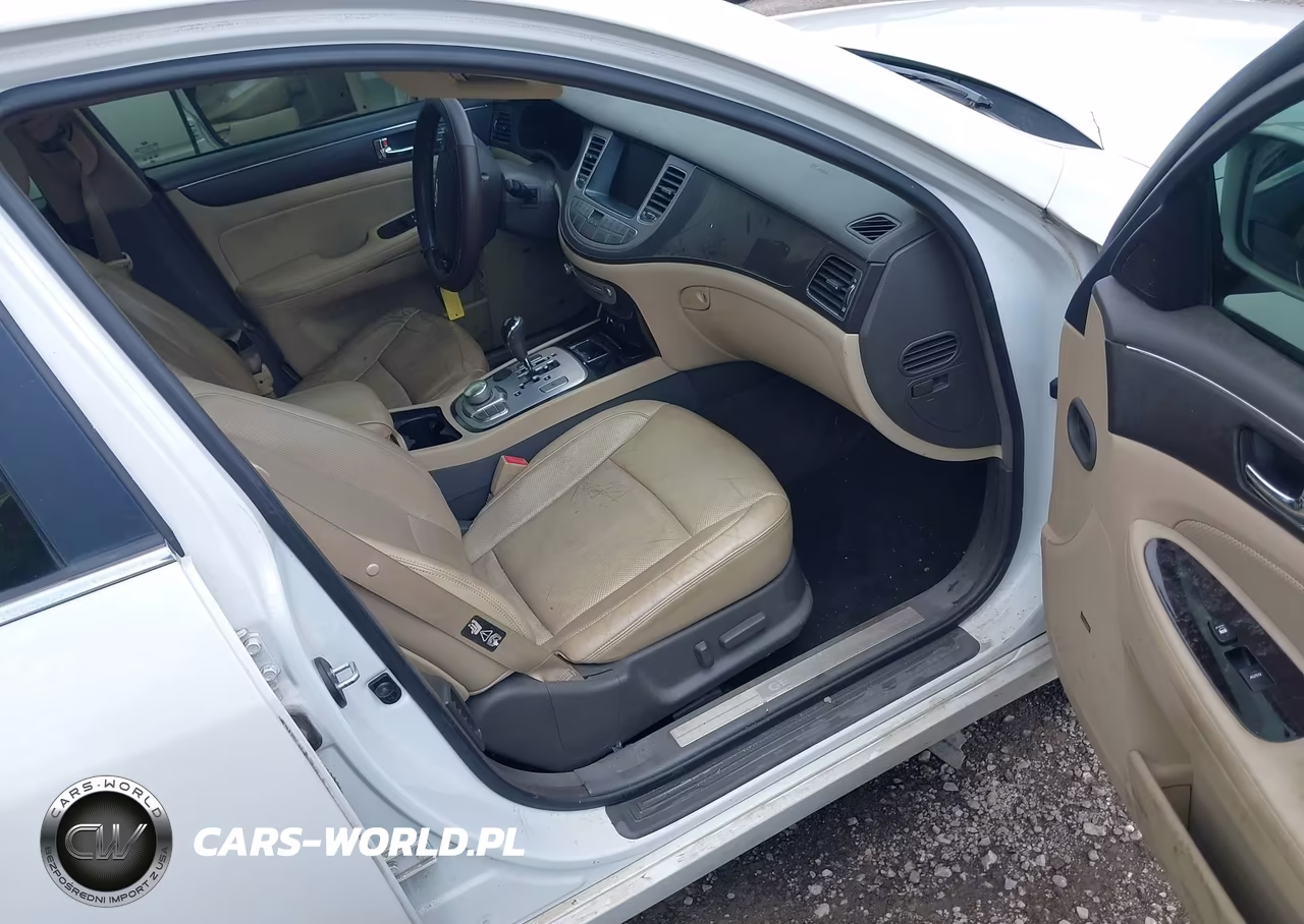 2011 Hyundai Genesis 3.8 VIN:KMHGC4DE7BU140265 - 5