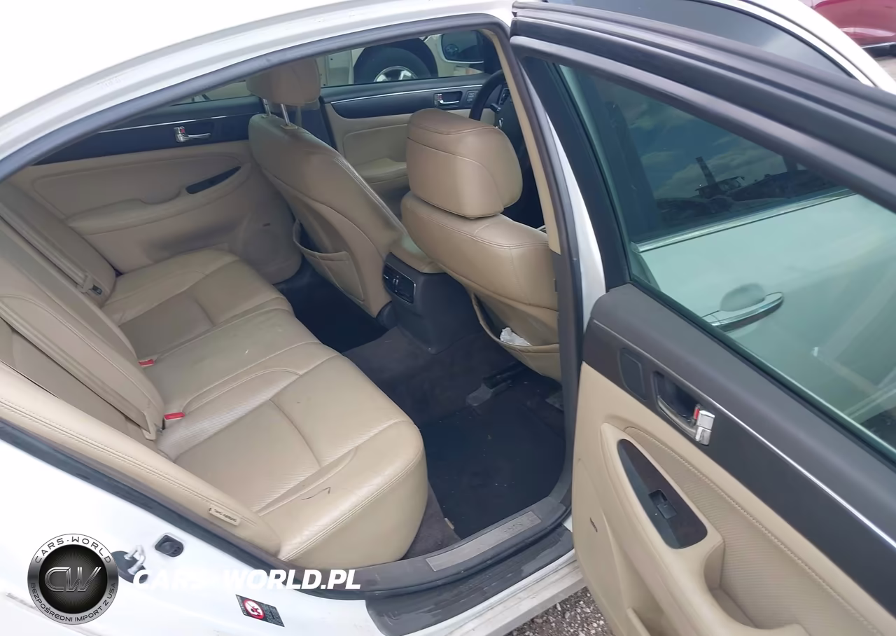 2011 Hyundai Genesis 3.8 VIN:KMHGC4DE7BU140265 - 8