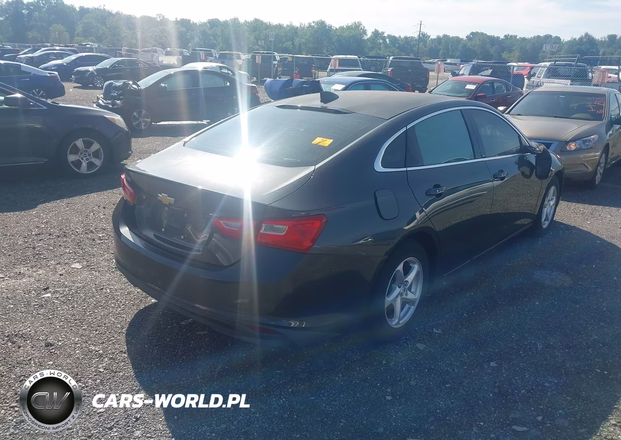 2017 Chevrolet Malibu Ls VIN:1G1ZB5ST8HF187138 - 4