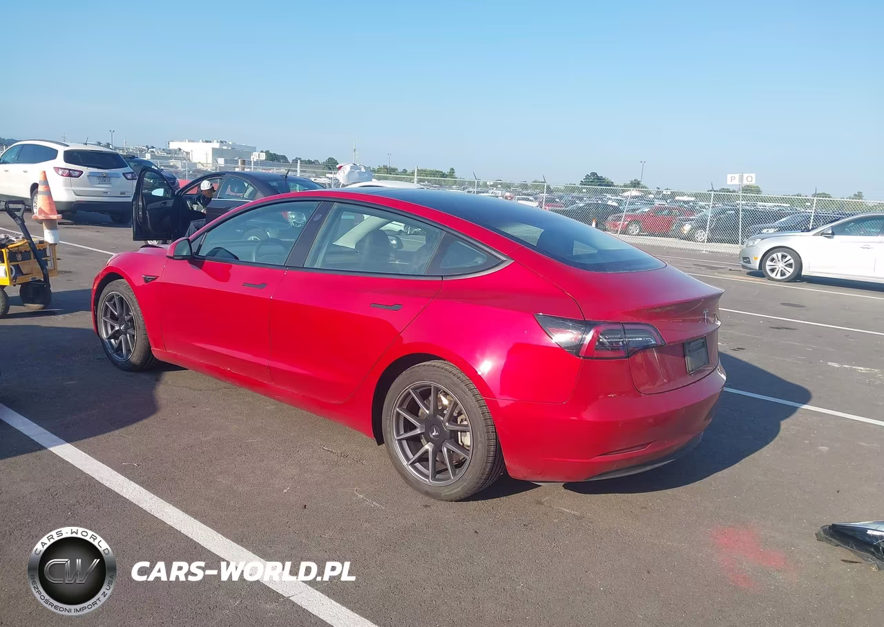2021 Tesla Model 3 Standard Range Plus Rear-Wheel Drive VIN:5YJ3E1EA9MF976761 - 3