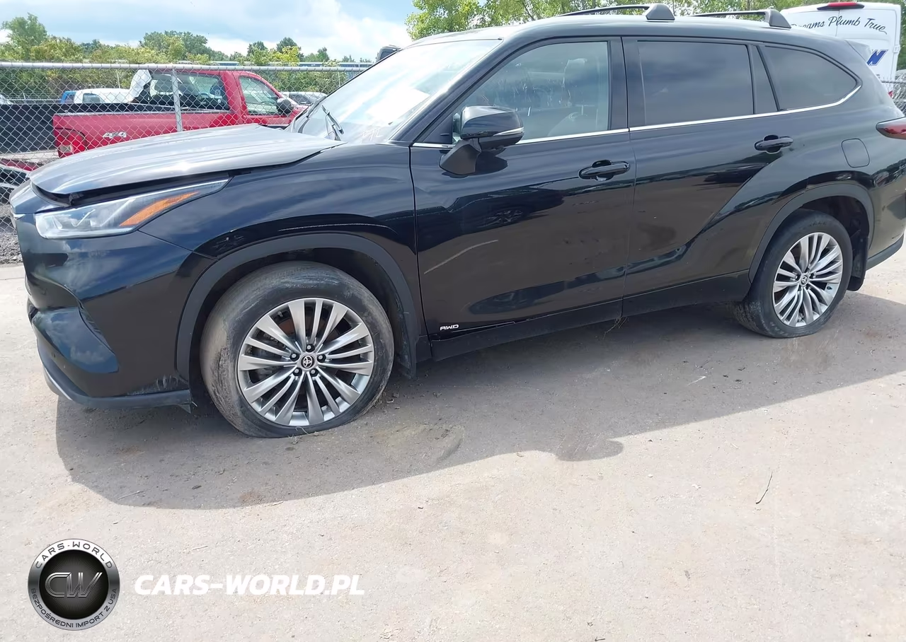 2025 Toyota Highlander Hybrid Platinum VIN:5TDEBRCH9SS655621 - 6