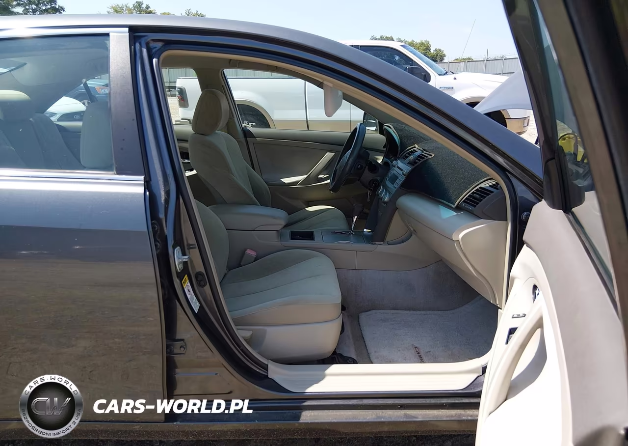 2007 Toyota Camry Le VIN:4T1BE46KX7U188602 - 5
