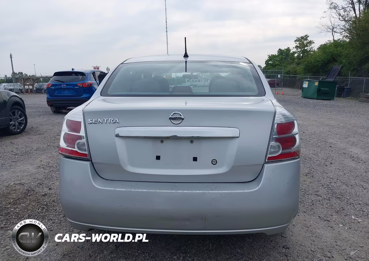 2010 Nissan Sentra 2.0S VIN:3N1AB6AP2AL715642 - 17