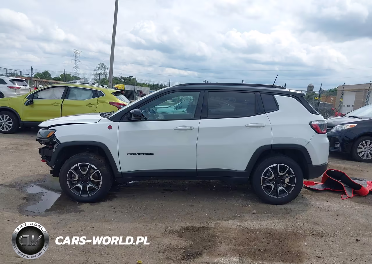 2024 Jeep Compass Trailhawk 4X4 VIN:3C4NJDDN6RT144832 - 14