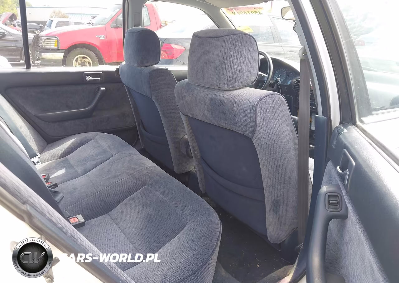 1992 Honda Accord Lx VIN:1HGCB7650NA093365 - 8