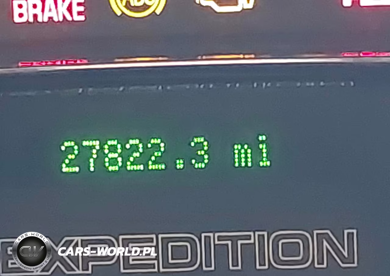 2010 Ford Expedition Limited VIN:1FMJU2A53AEB65720 - 15