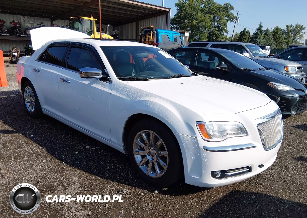 2013 Chrysler 300C – zdjęcie 1 z 11