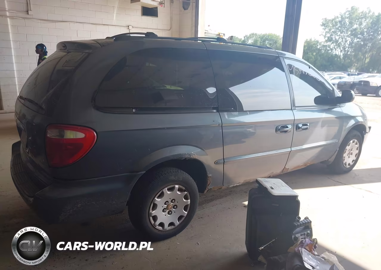 2002 Chrysler Town & Country Lx VIN:2C4GP44372R624795 - 4