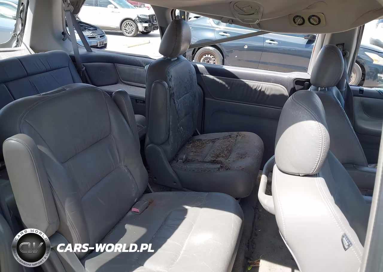 2002 Honda Odyssey Ex-L VIN:5FNRL18942B037466 - 14