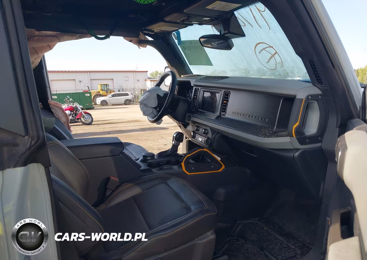 2022 Ford Bronco Badlands VIN:1FMDE5CP8NLB81665 - 5