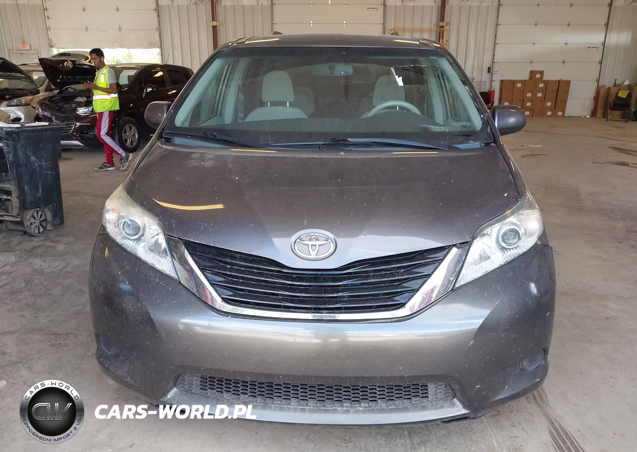 2013 Toyota Sienna Le V6 8 Passenger VIN:5TDKK3DC6DS387648 - 12