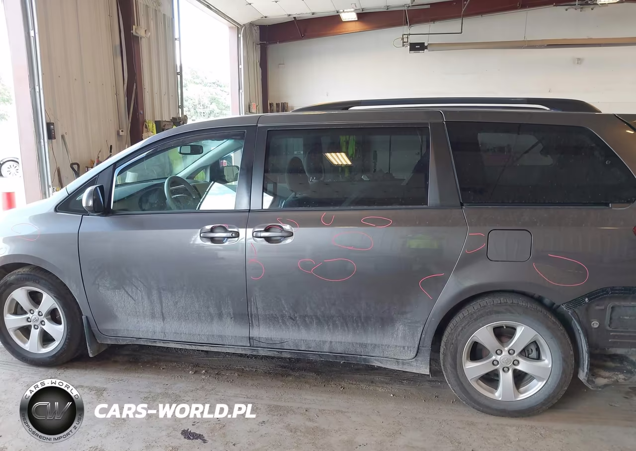 2013 Toyota Sienna Le V6 8 Passenger VIN:5TDKK3DC6DS387648 - 14