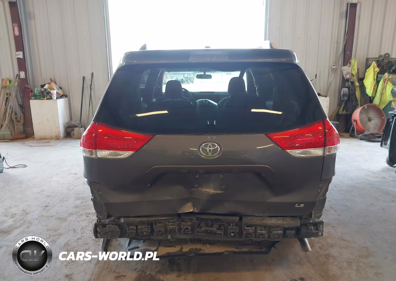 2013 Toyota Sienna Le V6 8 Passenger VIN:5TDKK3DC6DS387648 - 16