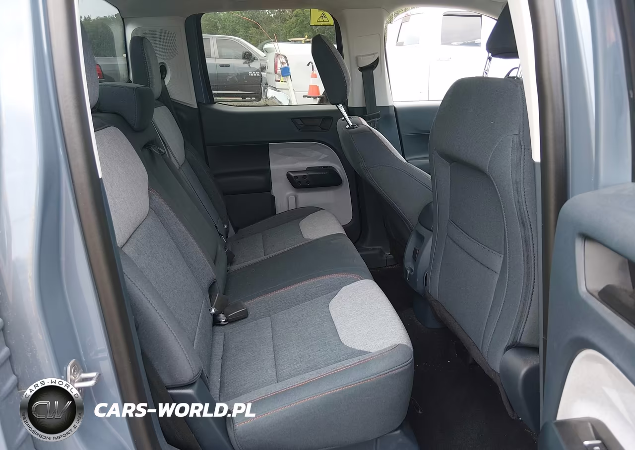 2024 Ford Maverick Xlt VIN:3FTTW8H33RRB30893 - 8